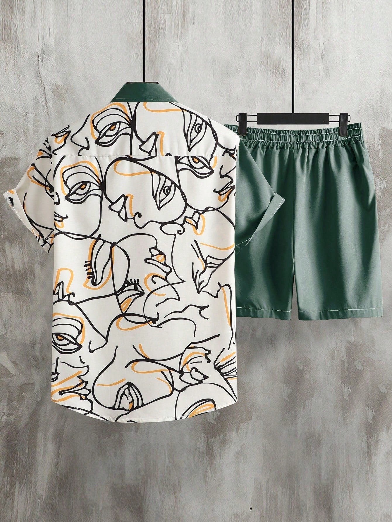 Color Block Figure Graphic Shirt & Shorts Set for Men by Manfinity Homme