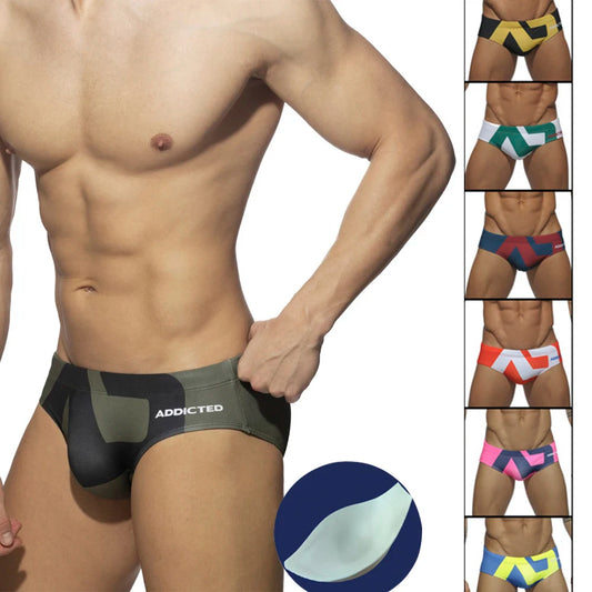 Summer Ready Men's Geometric Print Triangle Swim Shorts - Trendy Poolside Attire