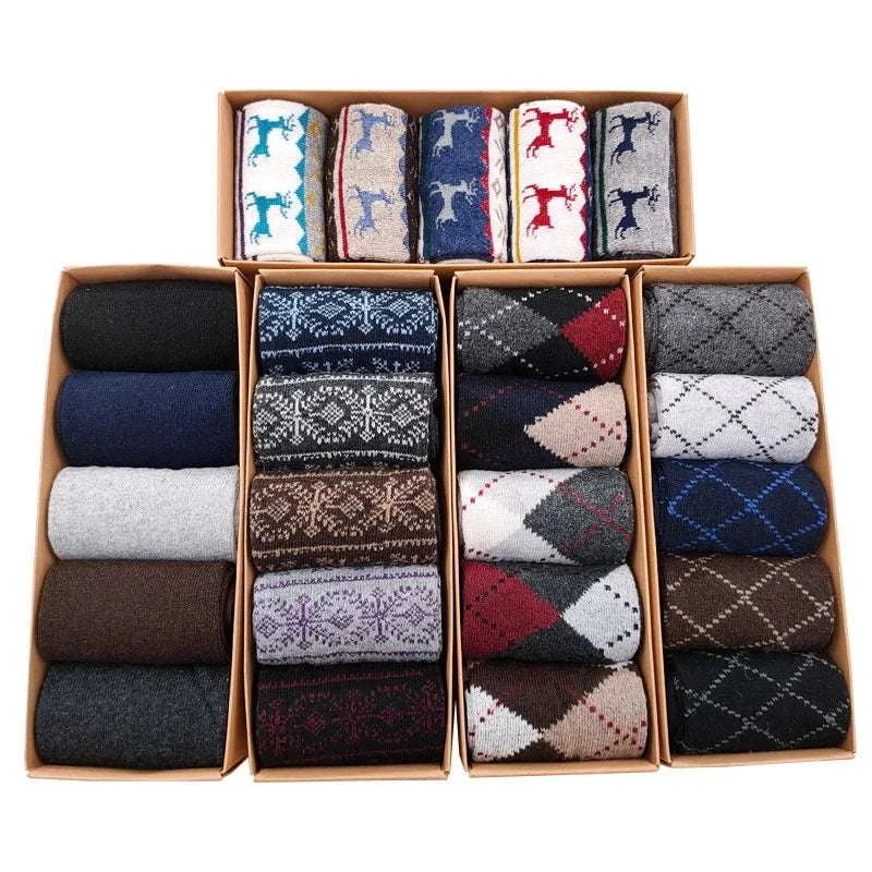 Ultimate Winter Comfort: 5 Pairs of Stylish and Cozy Casual Cotton Socks for Men - Perfect Gift Box!