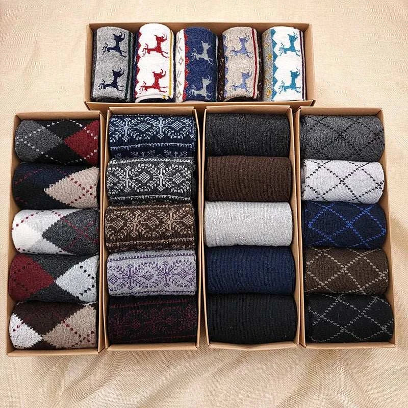 Ultimate Winter Comfort: 5 Pairs of Stylish and Cozy Casual Cotton Socks for Men - Perfect Gift Box!