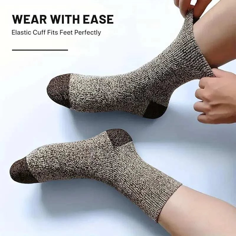 Ultimate 5-Pair Merino Wool Hiking Socks for Men - Insulated Comfort for Cold Weather Adventures!