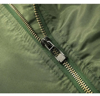 2023 New MA1 Pilot Bomb Jacket Men's Autumn and Winter Thickened BasebSPECIFICATIONSBrand Name: NoEnName_NullOrigin: Mainland ChinaCN: FujianApplicable Season: Spring and AutumnMaterial: COTTONMaterial: POLYESTERThickness: StandardLiniWinter Thickened Baseball Suit Casual Coat Men'MENLL