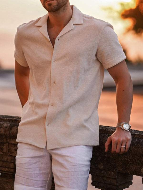 Casual men's solid summer button-down shirt in light beige, short-sleeved, perfect for spring and summer.