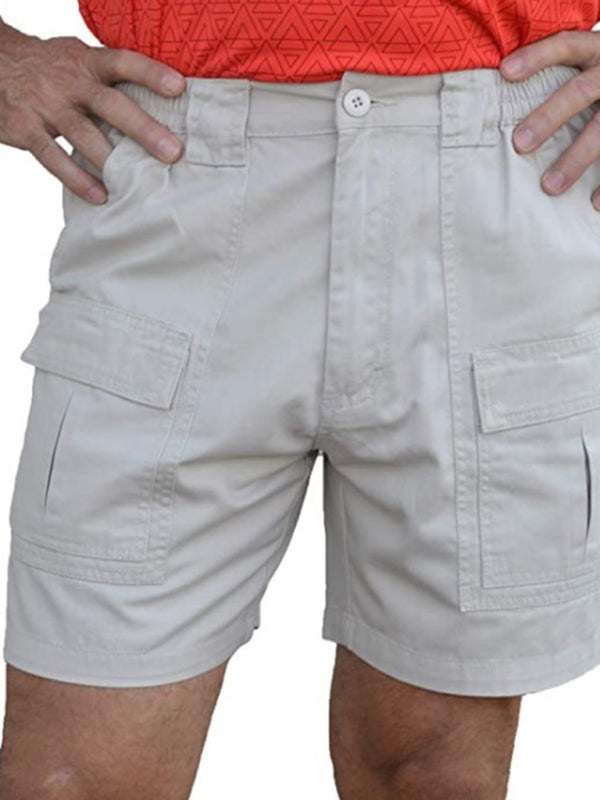 Men's casual multi-pocket cargo shorts, loose outdoor design.