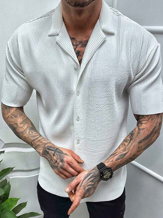 Solid Color Short-Sleeved Shirt: Upgrade Your Casual Style