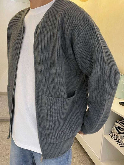 Cozy Chic: Men's Versatile Solid Color Knitted Cardigan for Effortless Style