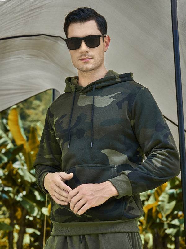 Stylish Men's Camouflage Hooded Sweatshirt - Perfect Blend of Comfort and Trend